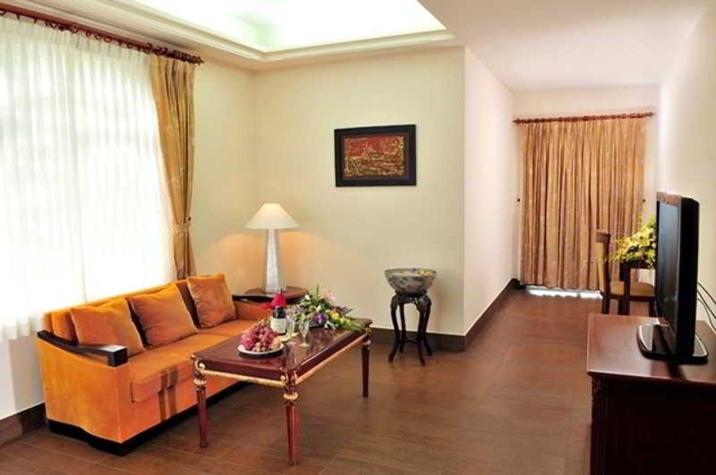 Royal Villas Halong Hạ Long Extérieur photo