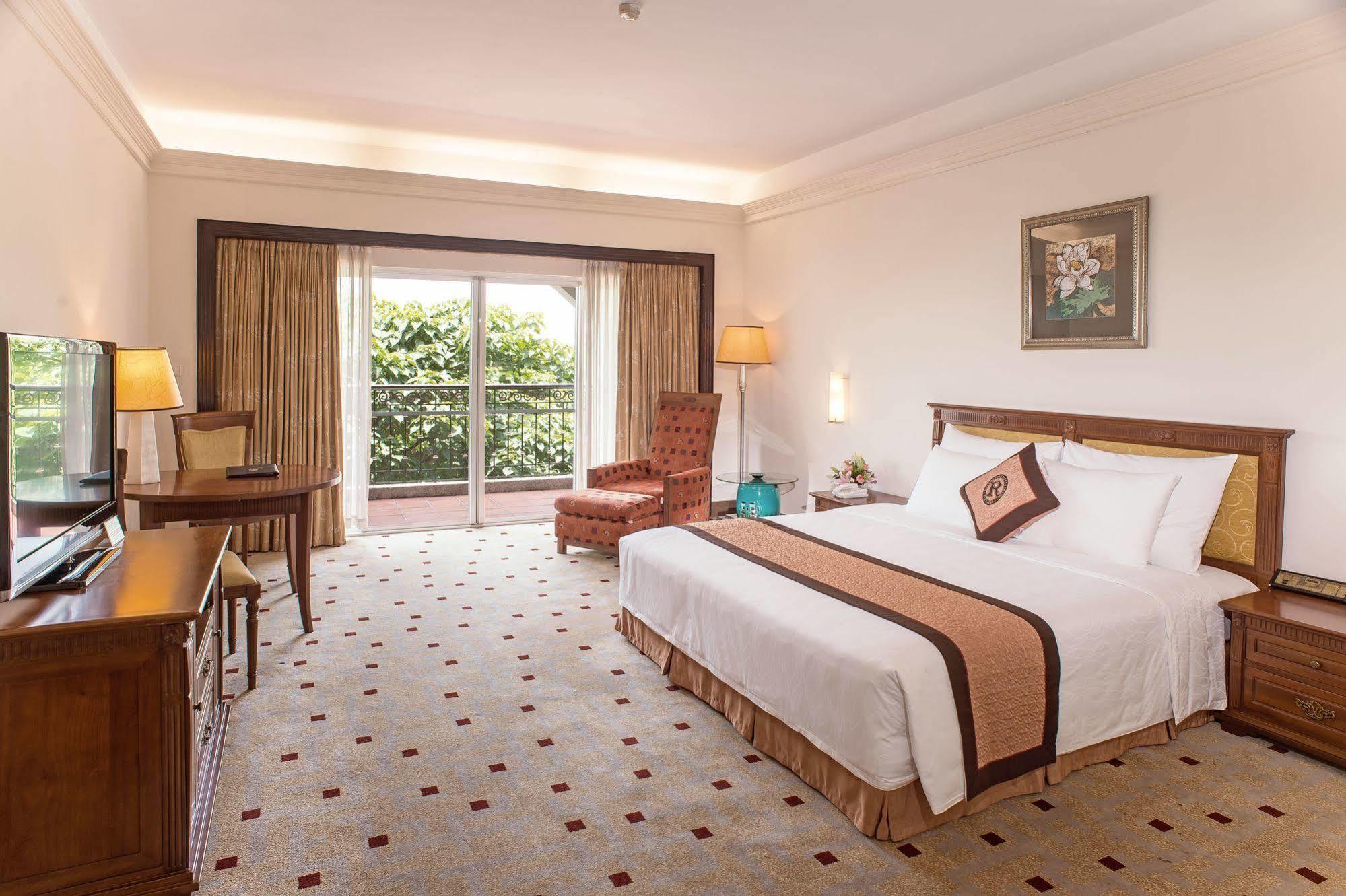 Royal Villas Halong Hạ Long Extérieur photo